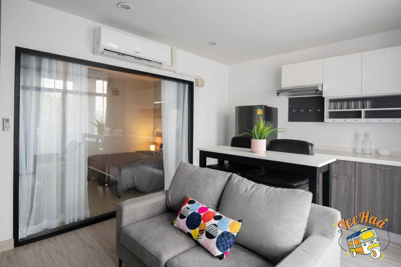 Yeehaa Bangsue Aparthotel Bangkok Kültér fotó